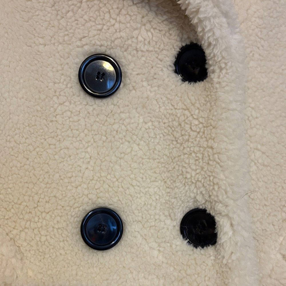 Zara Off-White Fleece Coat with Black Buttons - Picture 3 of 4